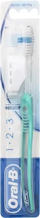 ORALB 123 INDICATOR SPAZZOLINO MANUALE SETOLE 40 MEDIE - Farmacia Sant Anna SAS del Dott. Mariani Federigo
