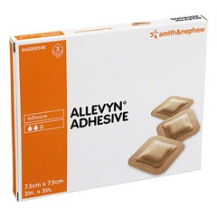 MEDICAZIONE IDROCELLULARE ADESIVA STERILE ALLEVYN ADHESIVE ALTAMENTE ASSORBENTE IN SCHIUMA DI POLIURETANO A STRUTTURA TRISTRATIFICATA 7,5X7,5CM 3 PEZZI - Farmacia Sant Anna SAS del Dott. Mariani Federigo