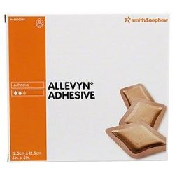 MEDICAZIONE IDROCELLULARE ADESIVA STERILE ALLEVYN ADHESIVE ALTAMENTE ASSORBENTE IN SCHIUMA DI POLIURETANO A STRUTTURA TRISTRATIFICATA 12,5X12,5CM 3 PEZZI - Farmacia Sant Anna SAS del Dott. Mariani Federigo