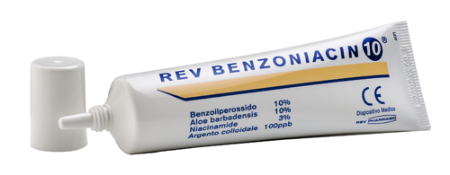 REV BENZONIACIN 10 CREMA 30 ML - Farmacia Sant Anna SAS del Dott. Mariani Federigo